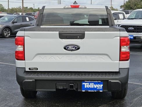 New 2025 Ford Maverick XL image 8