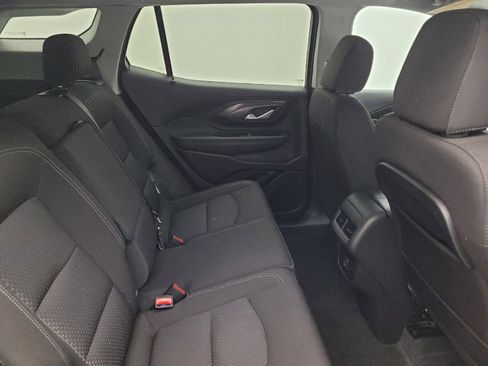 Used 2024 GMC Terrain SLE FWD image 19