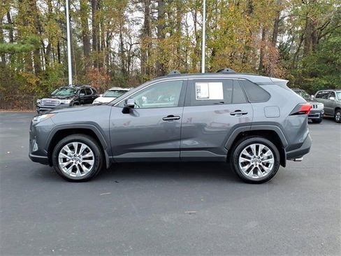 Used 2025 Toyota RAV4 XLE Premium image 3