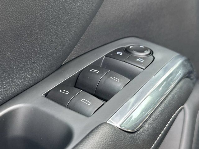 Used 2026 Chevrolet Traverse LT AWD/4WD image 23