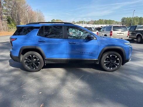 Used 2025 Chevrolet Equinox RS w/ Convenience Package III image 6