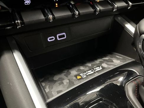 Used 2024 Chevrolet Colorado Z71 w/ Z71 Convenience Package 2 image 26