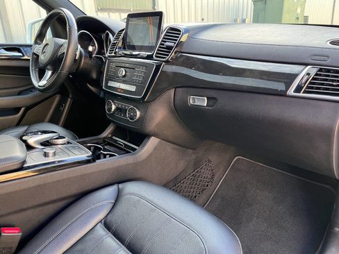 Used 2017 Mercedes-Benz GLS 450 4MATIC w/ Premium Package image 27