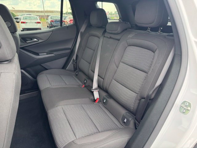 Used 2026 Chevrolet Equinox LT AWD/4WD image 21