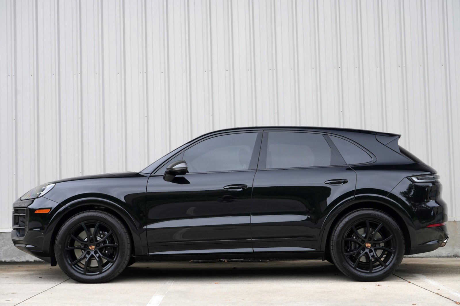 Used 2026 Porsche Cayenne GTS AWD/4WD image 9