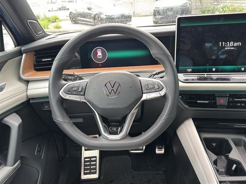 Used 2026 Volkswagen Tiguan SEL R-Line AWD/4WD image 10