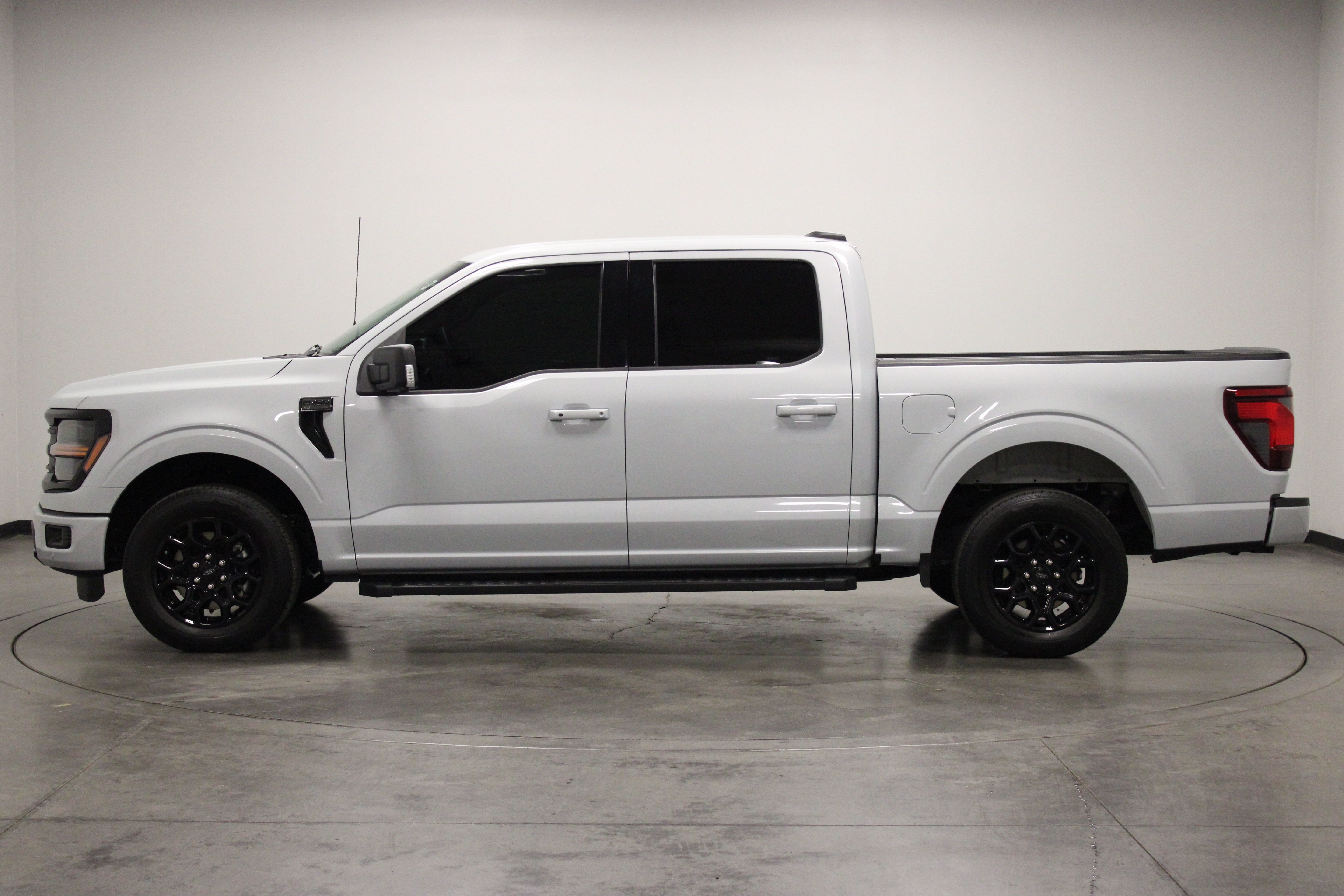 Used 2025 Ford F150 XLT w/ Equipment Group 302A MID RWD image 5