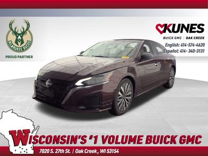 Used 2024 Nissan Altima 2.5 SV