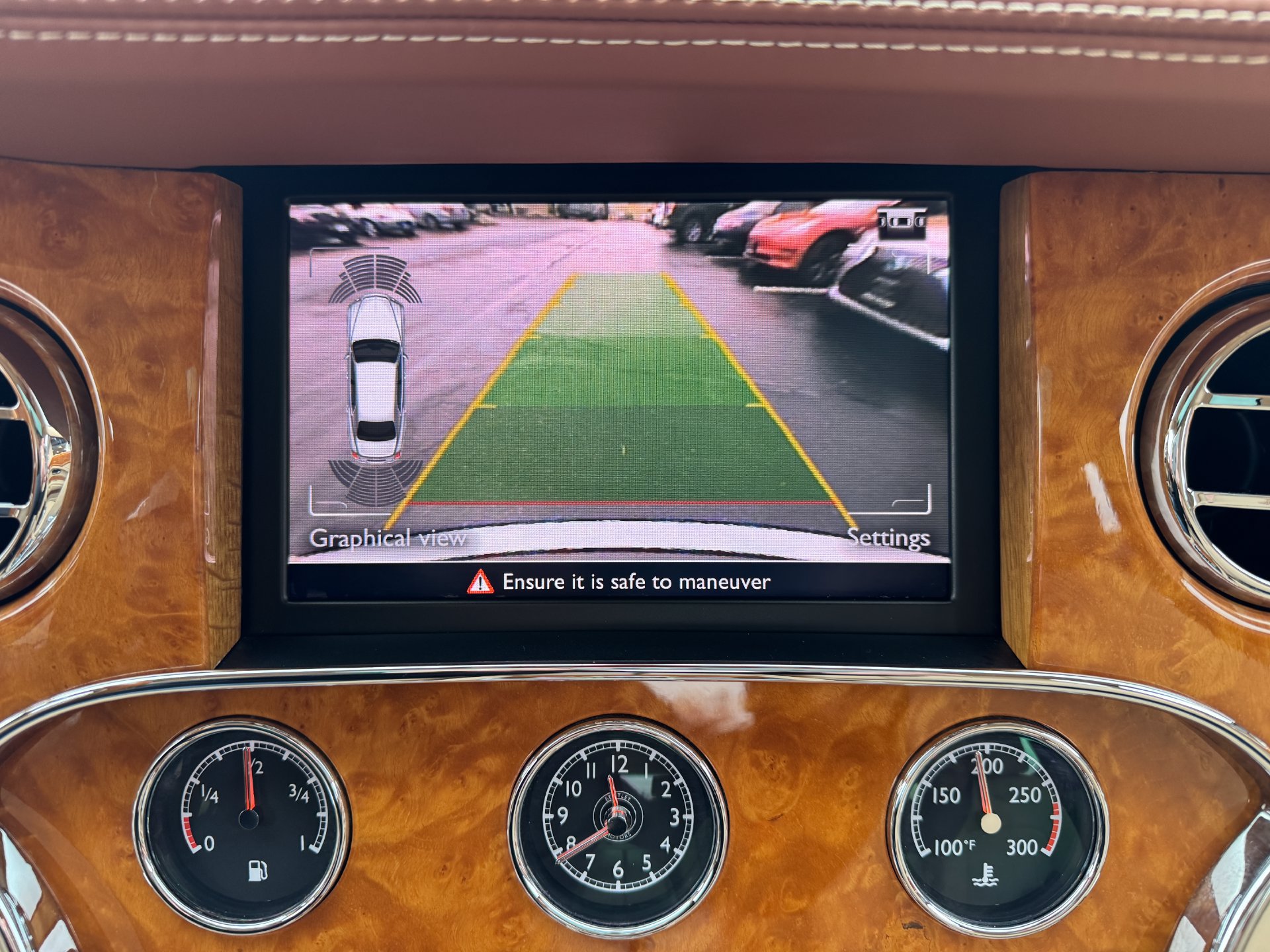 Used 2013 Bentley Mulsanne RWD image 53