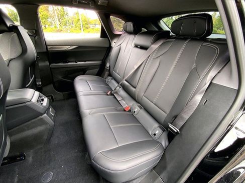 New 2026 Cadillac Optiq Luxury 1 image 27