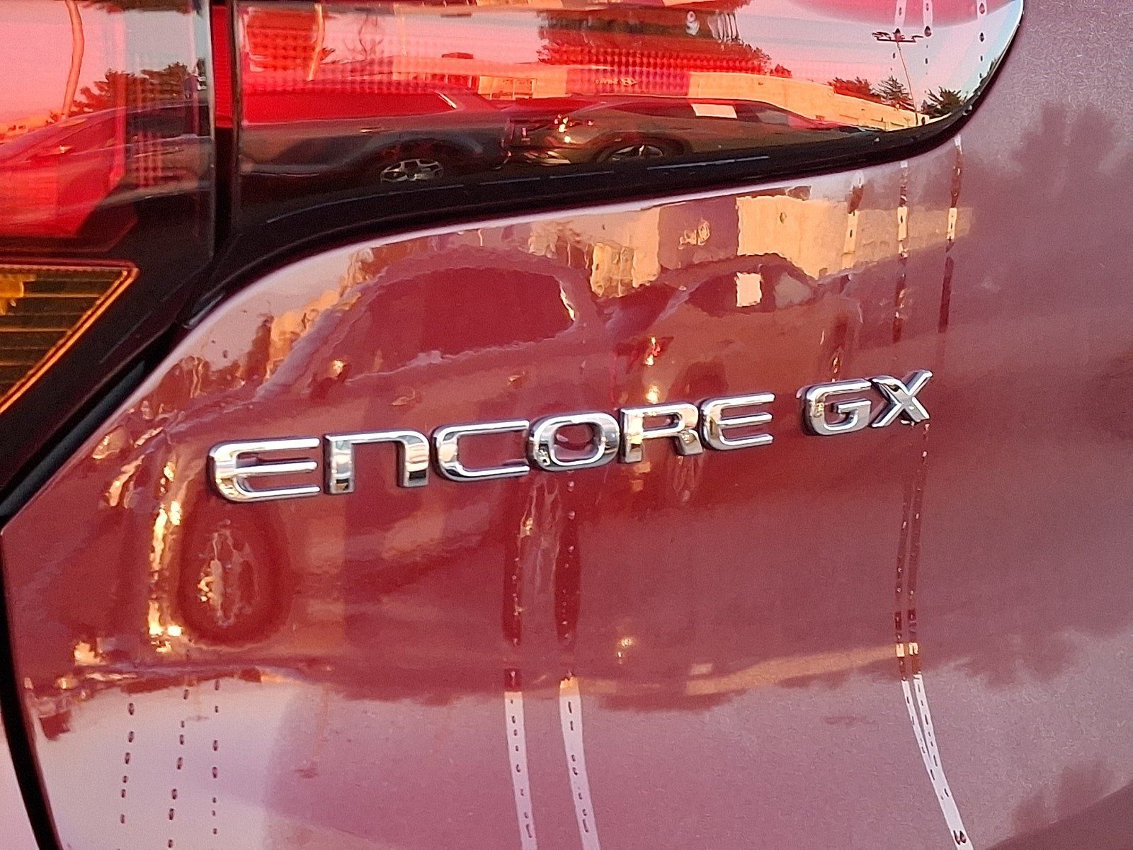 Certified 2024 Buick Encore GX Preferred FWD image 29