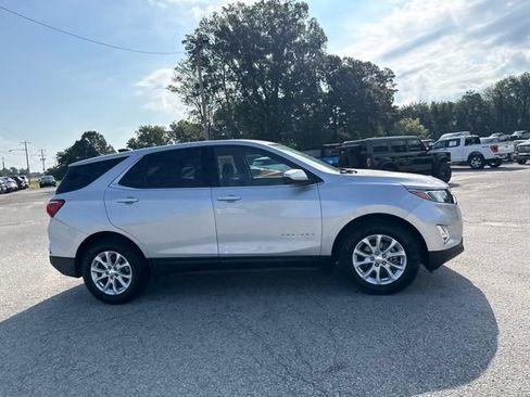 Used 2019 Chevrolet Equinox LT FWD image 14