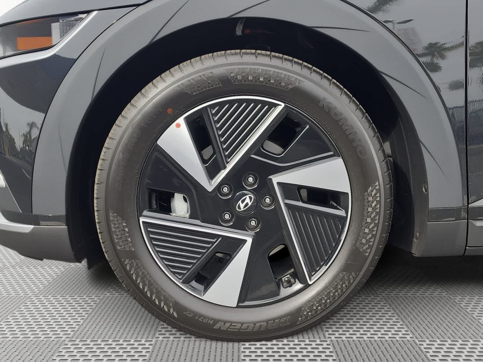 New 2027 Hyundai Ioniq 5 SEL RWD image 11