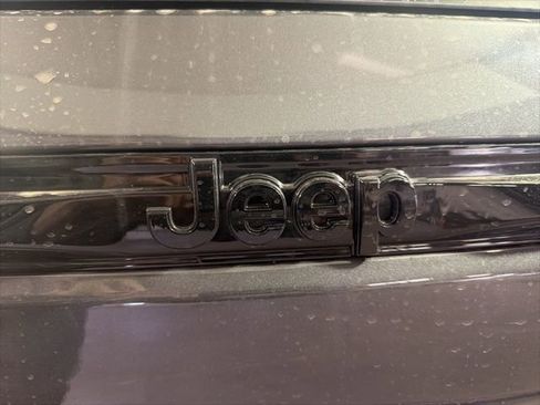New 2026 Jeep Grand Cherokee Limited w/ Limited Altitude Package AWD/4WD image 40