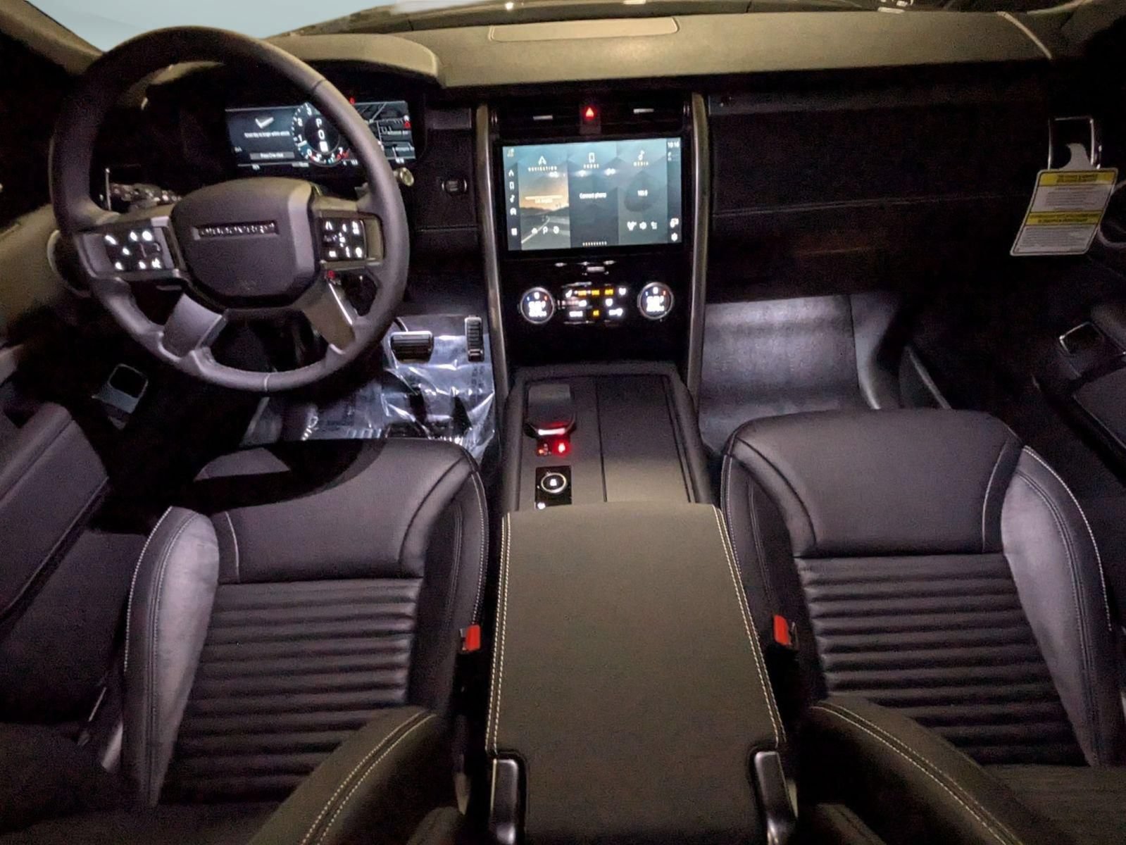 New 2026 Land Rover Discovery Dynamic SE AWD/4WD image 26