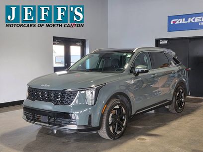 Used 2025 Kia Sorento EX w/ EX Panoramic Sunroof Package