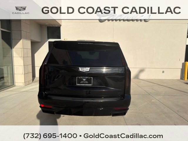 Certified 2024 Cadillac Escalade Sport Platinum w/ LPO, ONYX Package AWD/4WD image 3