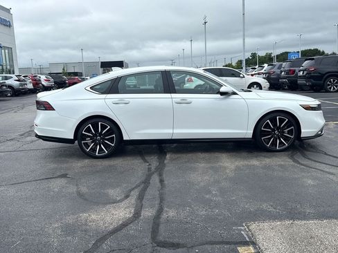 Certified 2024 Honda Accord Touring image 12