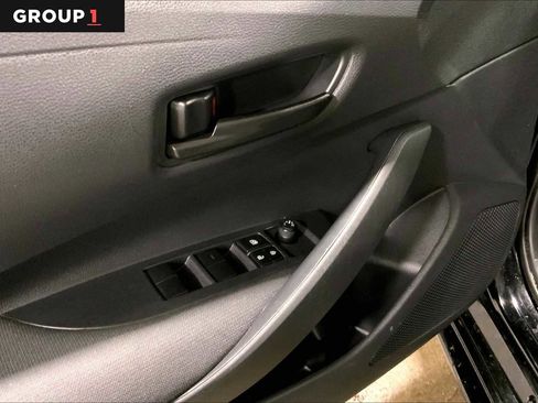 Used 2023 Toyota Corolla LE image 35
