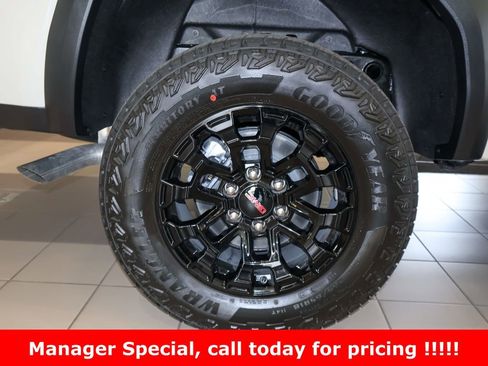 New 2026 GMC Canyon Elevation w/ Convenience Package AWD/4WD image 30