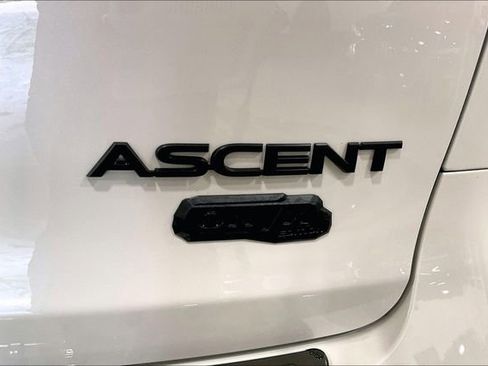 Used 2024 Subaru Ascent Onyx Edition AWD/4WD image 8