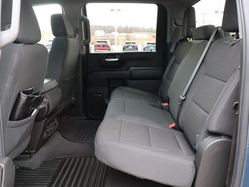 Used 2024 Chevrolet Silverado 2500 Custom w/ Custom Value Package image 40