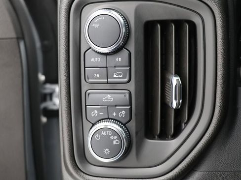 Used 2024 GMC Sierra 1500 Pro w/ Graphite Edition image 31