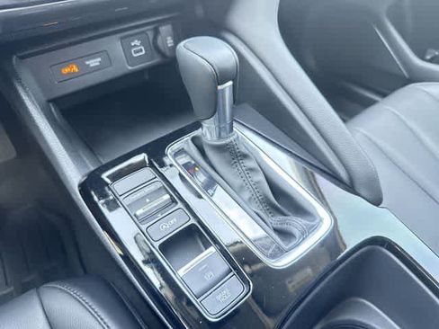 Certified 2024 Acura Integra FWD image 32