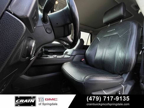 Used 2018 Ford Expedition Max Platinum AWD/4WD image 24