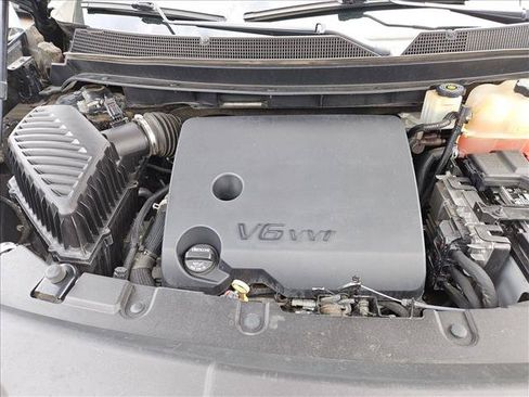 Used 2020 Chevrolet Traverse Premier w/ LPO, Blackout Package AWD/4WD image 25