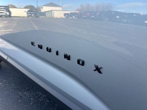 New 2026 Chevrolet Equinox LT image 11