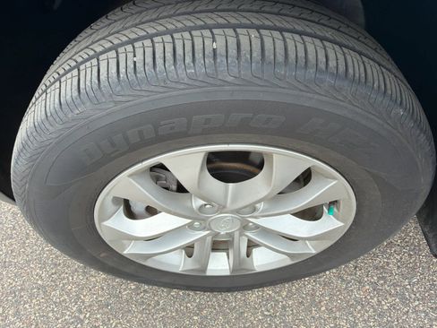 Used 2020 Hyundai Santa Fe SEL image 15