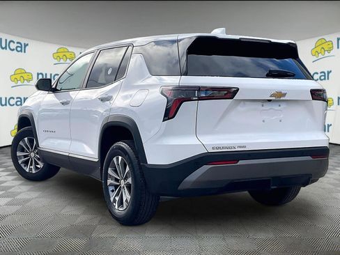 Used 2025 Chevrolet Equinox LT image 4