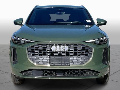 Certified 2025 Audi Q5 Premium Plus w/ Premium Plus image 3