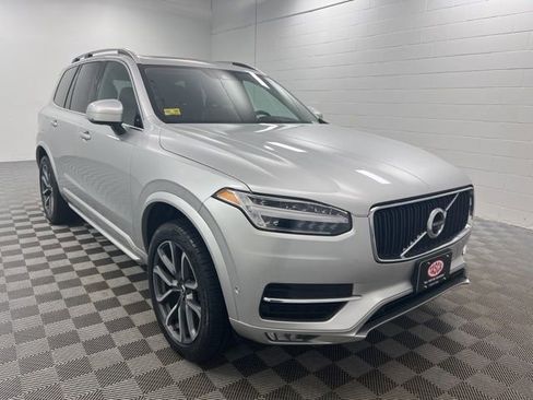 Used 2018 Volvo XC90 T5 Momentum w/ Convenience Package image 1