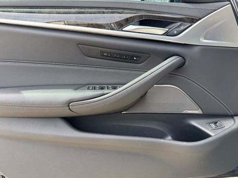 Certified 2023 BMW M550i xDrive w/ Executive Package AWD/4WD image 14