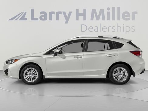 Used 2017 Subaru Impreza 2.0i Premium AWD/4WD image 3