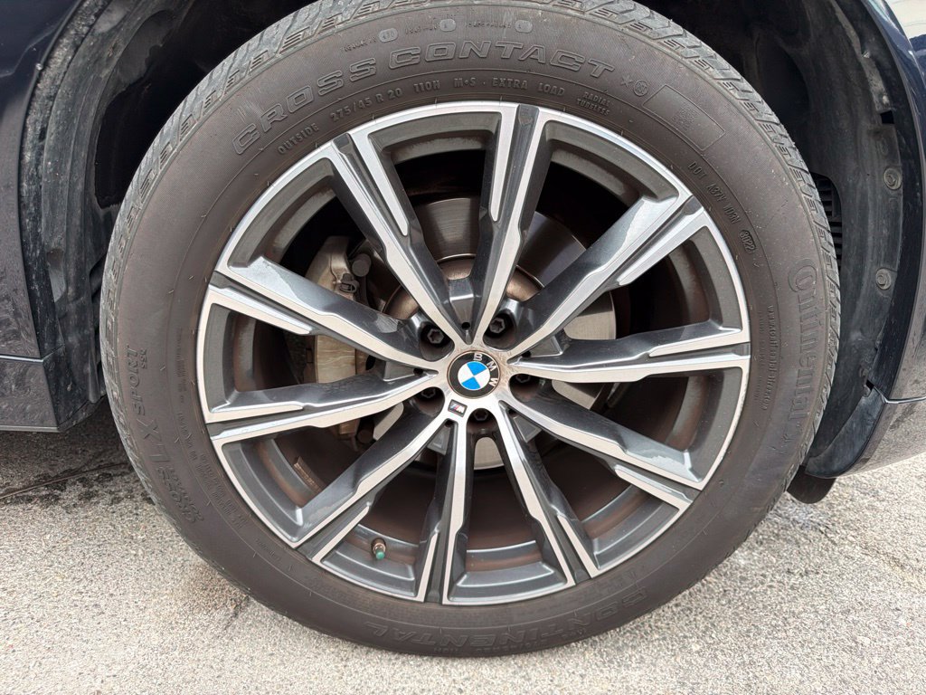Certified 2023 BMW X6 xDrive40i w/ M Sport Package AWD/4WD image 5