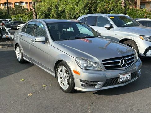 Used 2014 Mercedes-Benz C 250 Sedan image 2