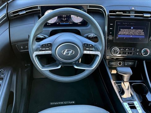 Used 2023 Hyundai Santa Cruz SEL w/ Activity Package image 5