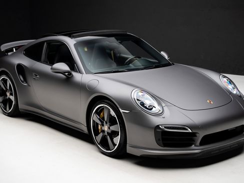 Used 2014 Porsche 911 Turbo S AWD/4WD image 41