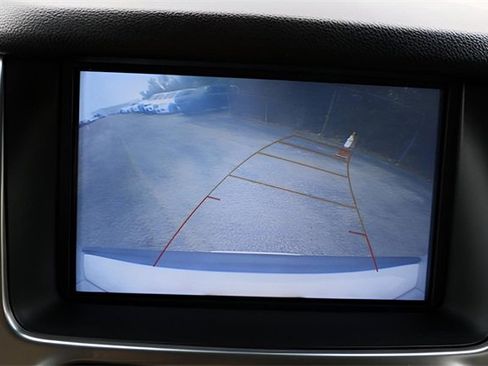 Used 2019 Chevrolet Tahoe LT w/ Luxury Package image 25