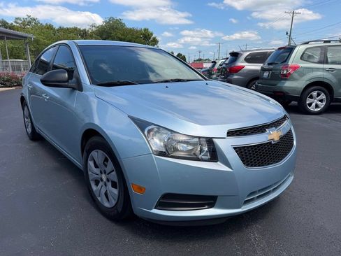 Used 2012 Chevrolet Cruze LS w/ Connectivity Package FWD image 3