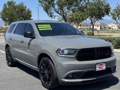 Used 2019 Dodge Durango SXT RWD image 1