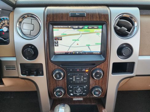 Used 2014 Ford F150 Lariat w/ Equipment Group 502A Luxury image 32