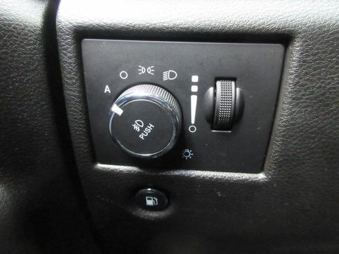 Used 2021 Jeep Grand Cherokee Limited w/ Premium Lighting Group image 13