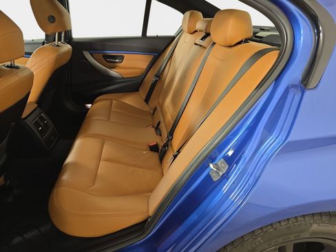 Used 2018 BMW 330i xDrive Sedan w/ M Sport Package image 16