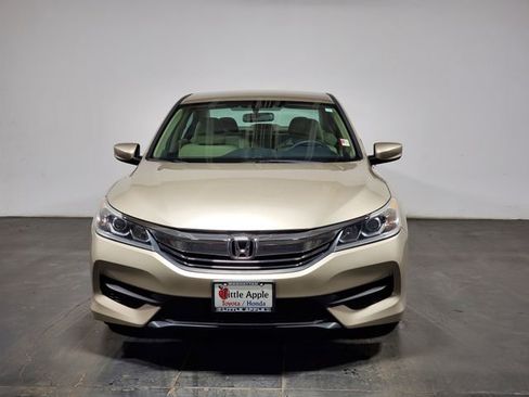 Used 2017 Honda Accord LX image 3