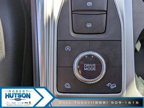 Used 2020 Ford Explorer Limited w/ Class III Trailer Tow Package image 26