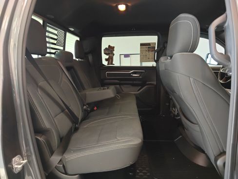 Used 2022 RAM 1500 Big Horn AWD/4WD image 14